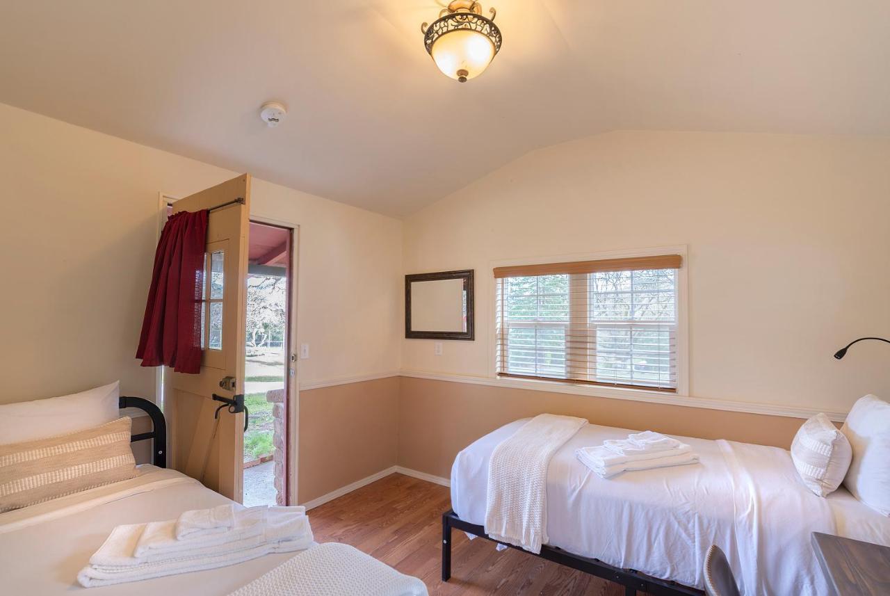 The Camp At Carmel Valley Bagian luar foto